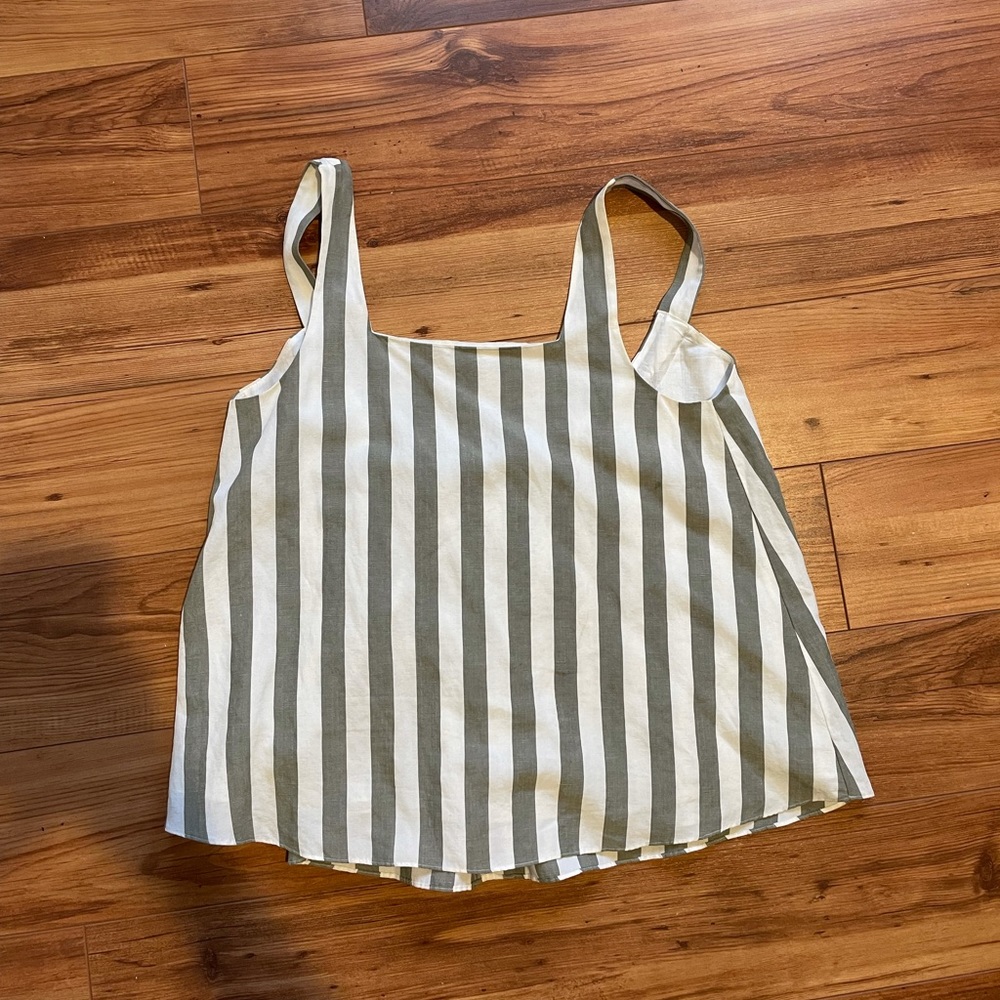 Club Monaco Lycell/Linen Low Back Top